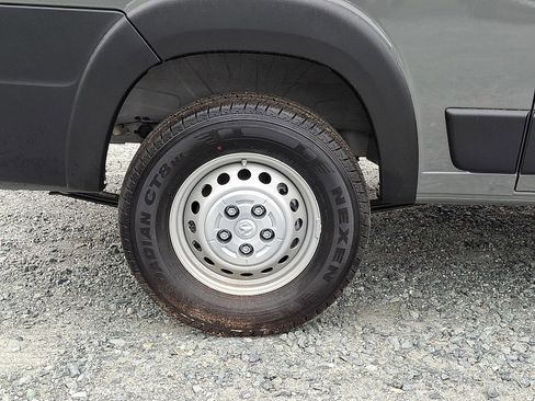 New 2025 RAM ProMaster 2500 w/ Convenience Group image 5