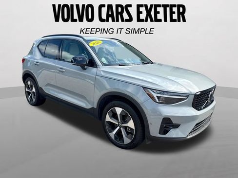 Certified 2026 Volvo XC40 B5 Plus AWD/4WD image 1