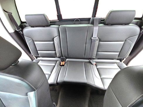 Used 2015 GMC Sierra 1500 SLT w/ SLT Preferred Package image 15