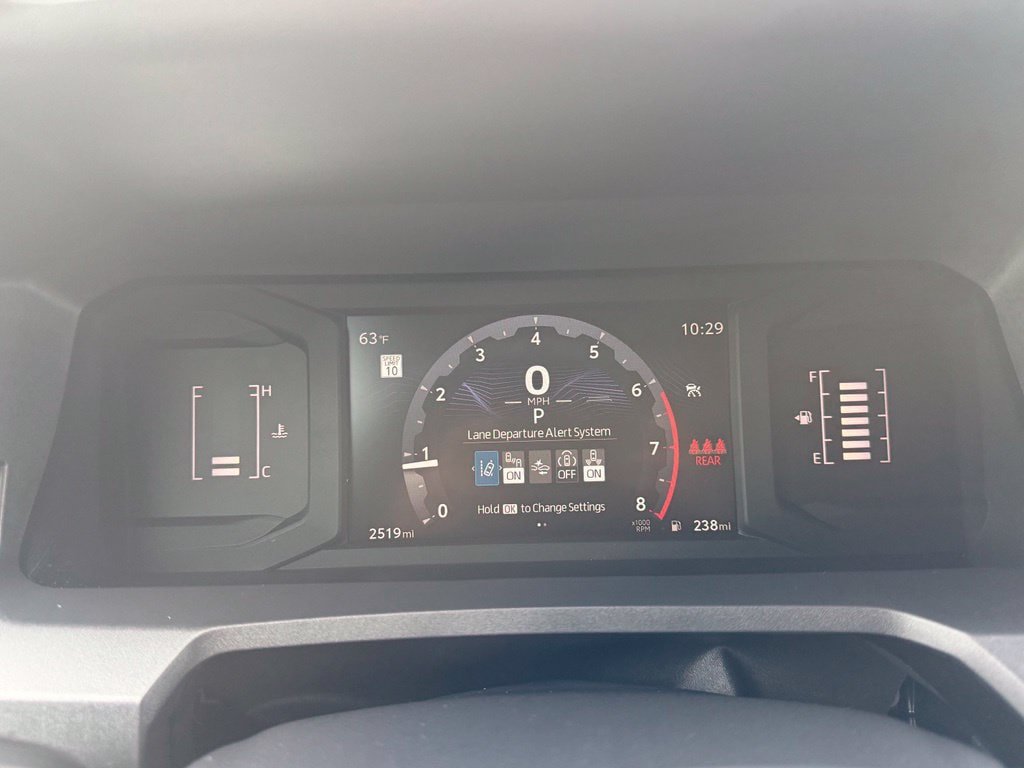 Certified 2026 Toyota Tacoma SR5 AWD/4WD image 24