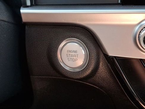 Used 2024 Kia Telluride S w/ S Sunroof Package image 24