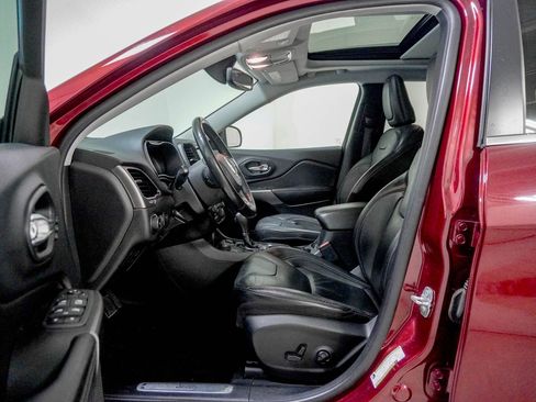 Used 2020 Jeep Cherokee Limited AWD/4WD image 20
