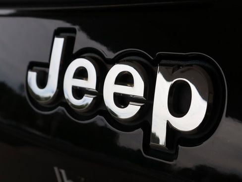 Used 2019 Jeep Compass Limited image 46