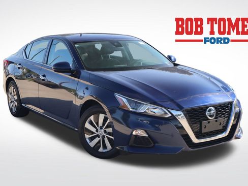 Used 2021 Nissan Altima 2.5 S FWD image 1