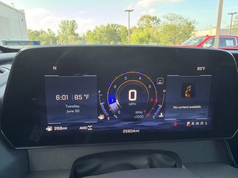 Certified 2025 Chevrolet Traverse LT w/ Driver Confidence Package AWD/4WD image 10