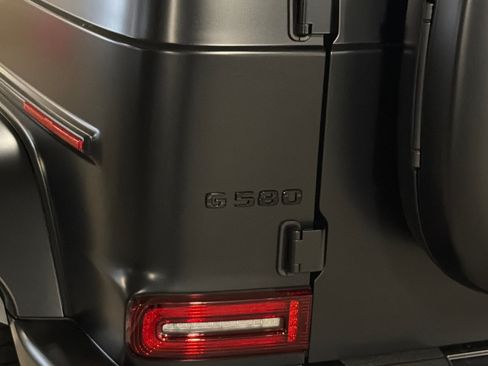 New 2027 Mercedes-Benz G 580 e image 27