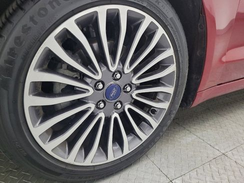 Used 2017 Ford Fusion SE w/ Fusion SE Technology Package image 31