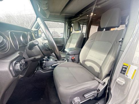 Used 2021 Jeep Wrangler Unlimited Sport image 22