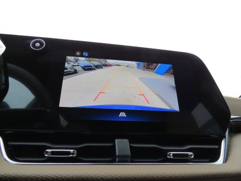 New 2026 Chevrolet Equinox ACTIV w/ Convenience Package III FWD image 21