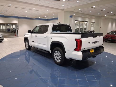 Used 2025 Toyota Tundra SR5 w/ SR5 Premium Package image 9
