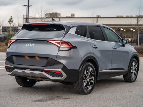 Used 2023 Kia Sportage EX image 10