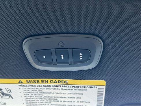 New 2026 Chrysler Pacifica Select image 29