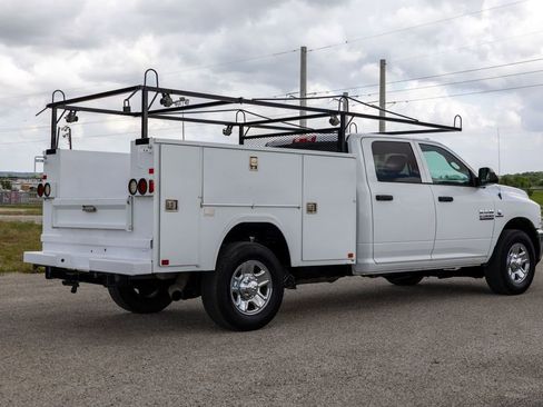 Used 2018 RAM 2500 Tradesman w/ Chrome Appearance Group RWD image 7