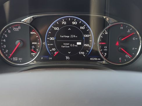 Used 2021 GMC Acadia SLT w/ Technology Package AWD/4WD image 10