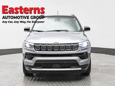 Used 2022 Jeep Compass Limited w/ Elite Group image 2