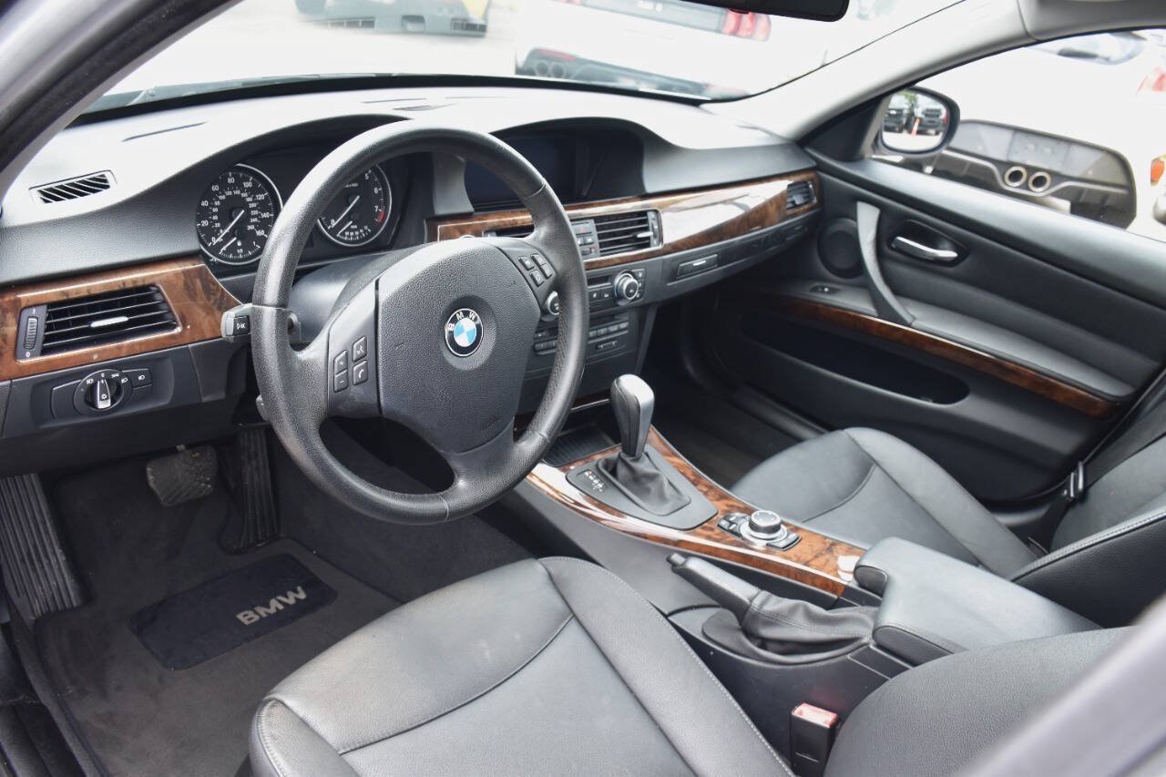 Used 2010 BMW 328i Sedan RWD image 8
