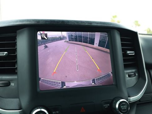 Used 2019 RAM 1500 Big Horn RWD image 18