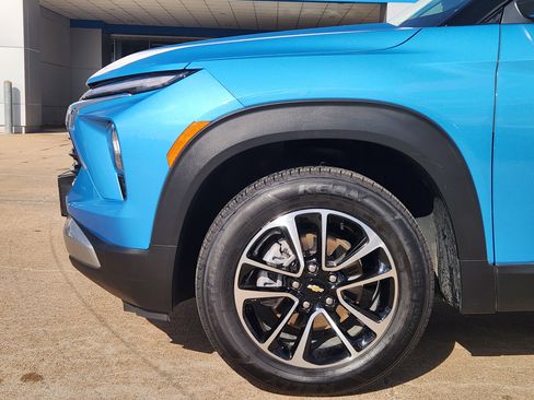 Certified 2025 Chevrolet TrailBlazer LT image 9