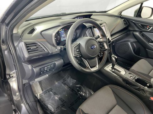 Used 2022 Subaru Crosstrek 2.0i Premium w/ Moonroof Package image 9