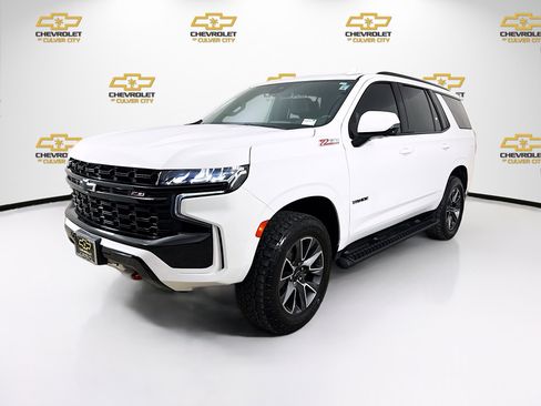 Used 2023 Chevrolet Tahoe Z71 w/ Luxury Package AWD/4WD image 3