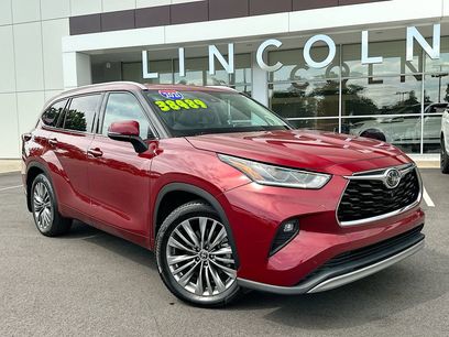 Used 2021 Toyota Highlander Platinum