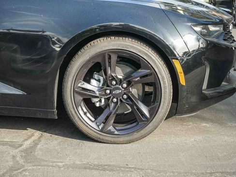 Used 2023 Chevrolet Camaro LT w/ Technology Package RWD image 7