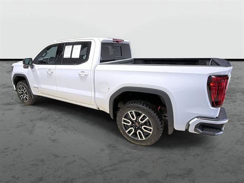Used 2024 GMC Sierra 1500 AT4 w/ Technology Package AWD/4WD image 2