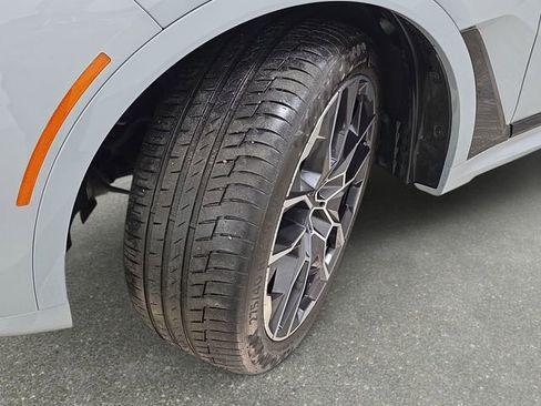 Certified 2024 BMW X7 M60i w/ Executive Package image 29