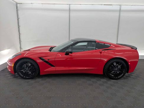 Used 2016 Chevrolet Corvette Stingray Coupe w/ Carbon Flash Badge Package RWD image 3