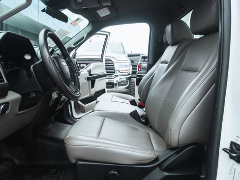 Used 2020 Ford F350 XL w/ Power Equipment Group image 14