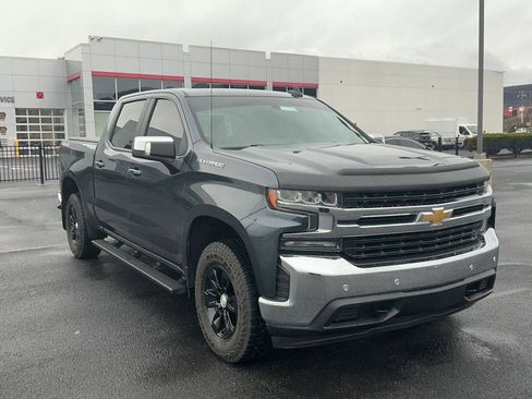 Used 2019 Chevrolet Silverado 1500 LT w/ All-Star Edition image 3