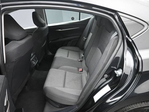 Used 2025 Toyota Camry LE FWD image 12