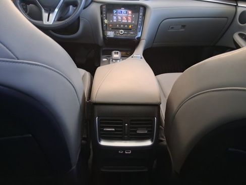 Used 2023 INFINITI QX50 Luxe image 15