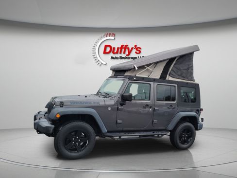 Used 2017 Jeep Wrangler Unlimited Sport image 2