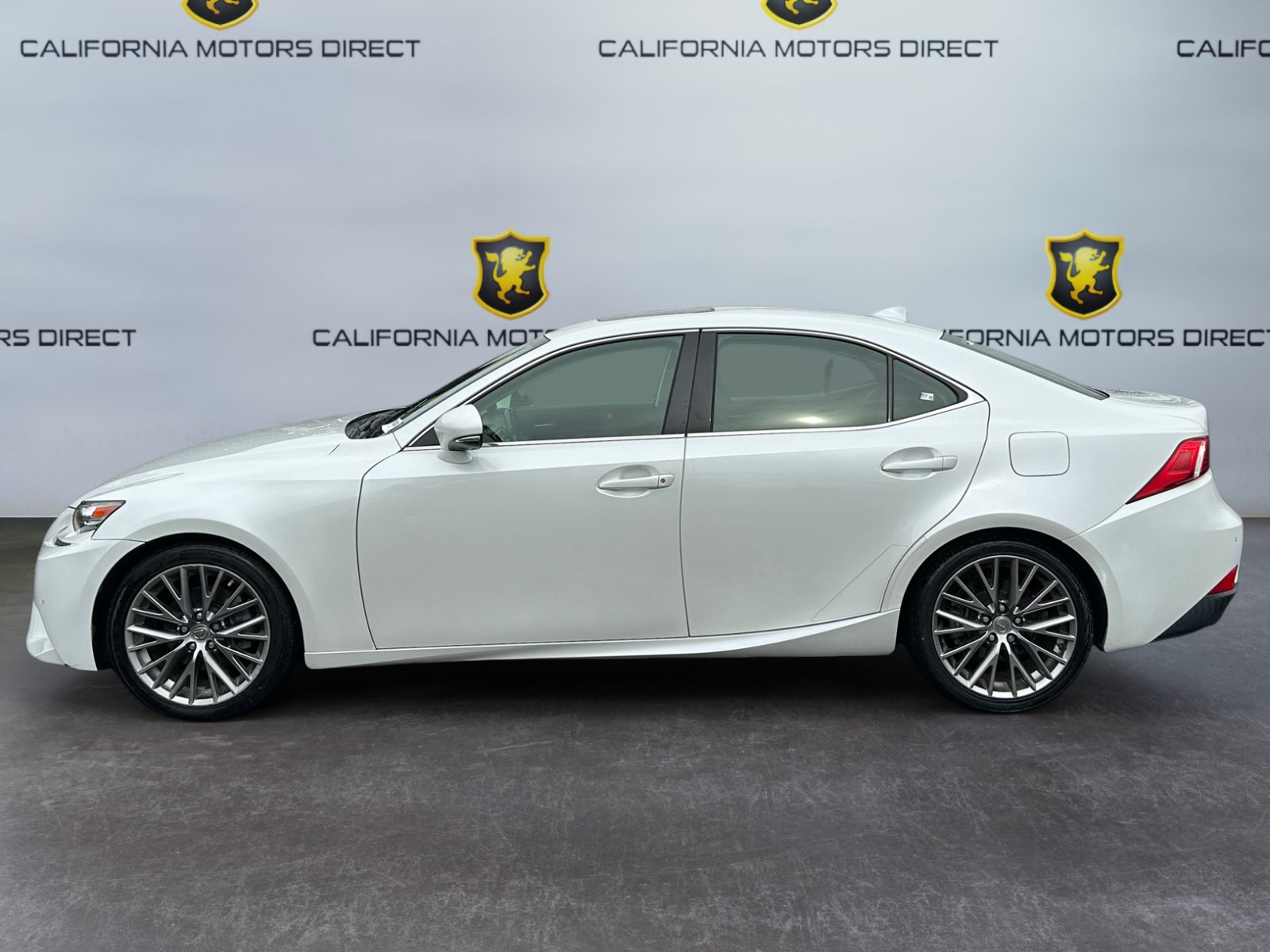 Used 2015 Lexus IS 250 w/ Navigation System Package RWD image 2