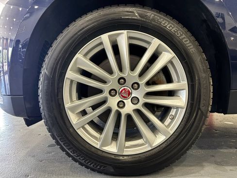 Used 2017 Jaguar F-PACE Prestige AWD/4WD image 52