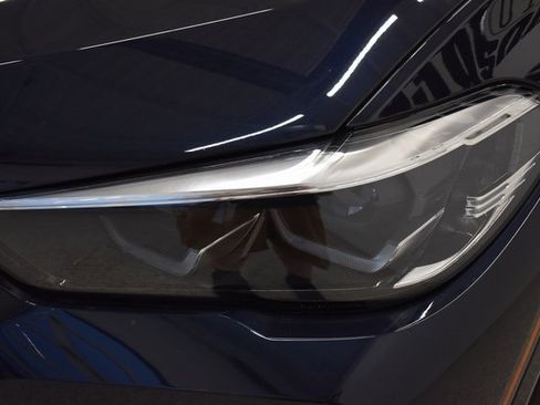 Used 2022 BMW X6 xDrive40i w/ M Sport Package image 17