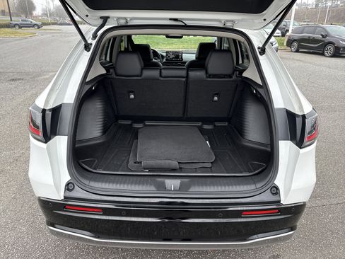 Certified 2023 Honda HR-V EX-L image 33