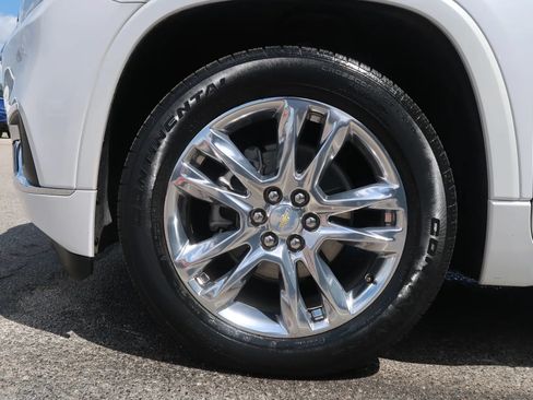 Used 2021 Chevrolet Traverse High Country FWD image 61