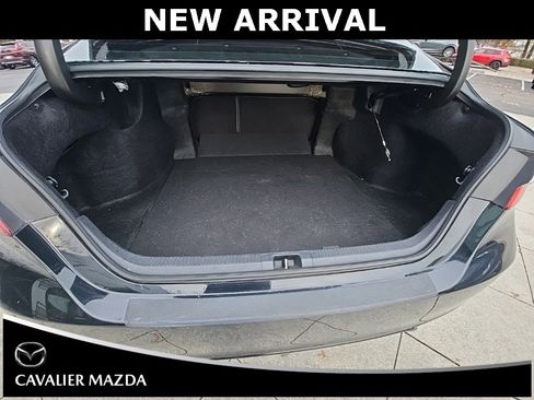 Used 2019 Toyota Camry SE image 27