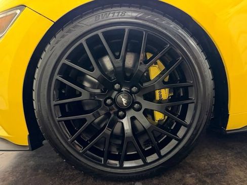 Used 2015 Ford Mustang GT Premium w/ GT Performance Package RWD image 10