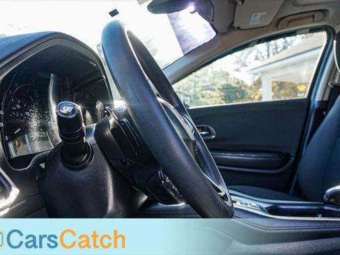 Used 2021 Honda HR-V EX image 34