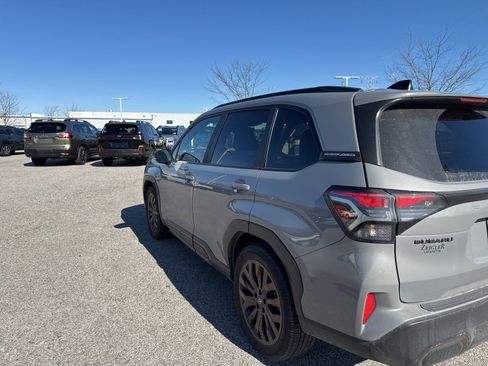 Used 2025 Subaru Forester Sport image 5