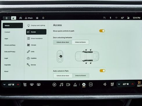 Used 2025 Rivian R1S Adventure image 80