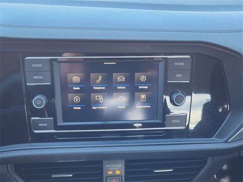 Used 2020 Volkswagen Jetta S image 32