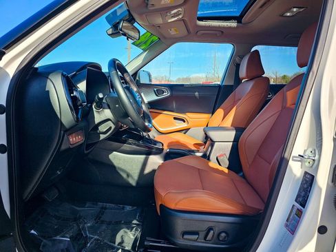 Used 2024 Kia Soul EX w/ Option Group 015 image 11