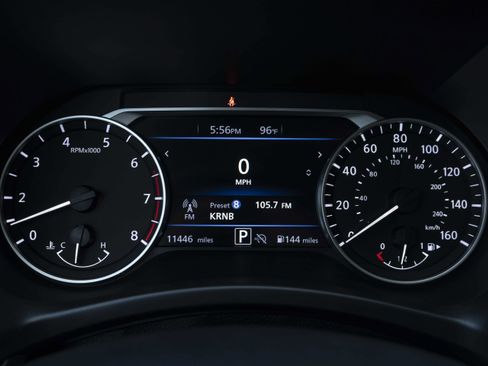 Used 2025 Nissan Sentra SR w/ Midnight Edition FWD image 22