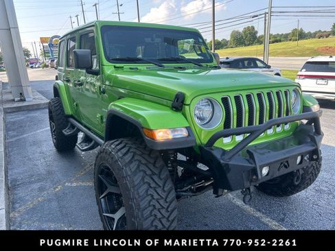 Used 2019 Jeep Wrangler Unlimited Sahara w/ Uconnect 4C Nav & Sound Group AWD/4WD image 8