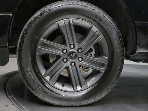 Used 2023 Ford F150 Lariat w/ Equipment Group 502A High image 8