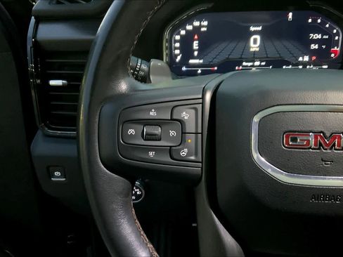 Used 2022 GMC Sierra 1500 AT4 w/ AT4 Premium Package image 23